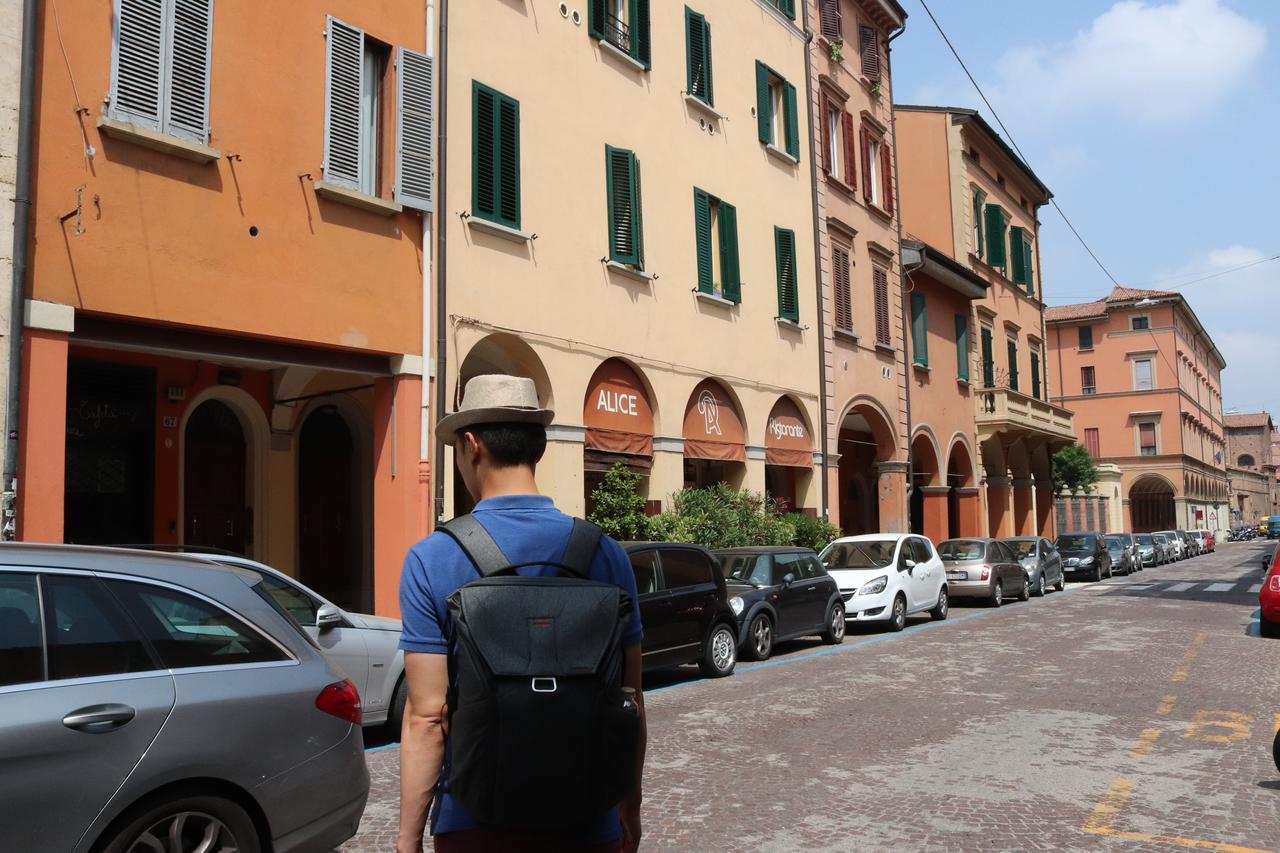 Lovely Studio D'Azeglio By Studio Vita ボローニャ エクステリア 写真